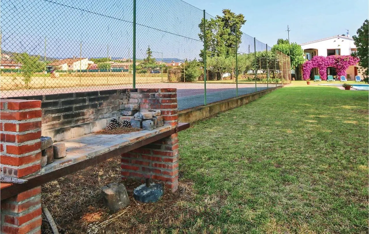Tatil Evi Cozy Home In Calonge With Kitchen