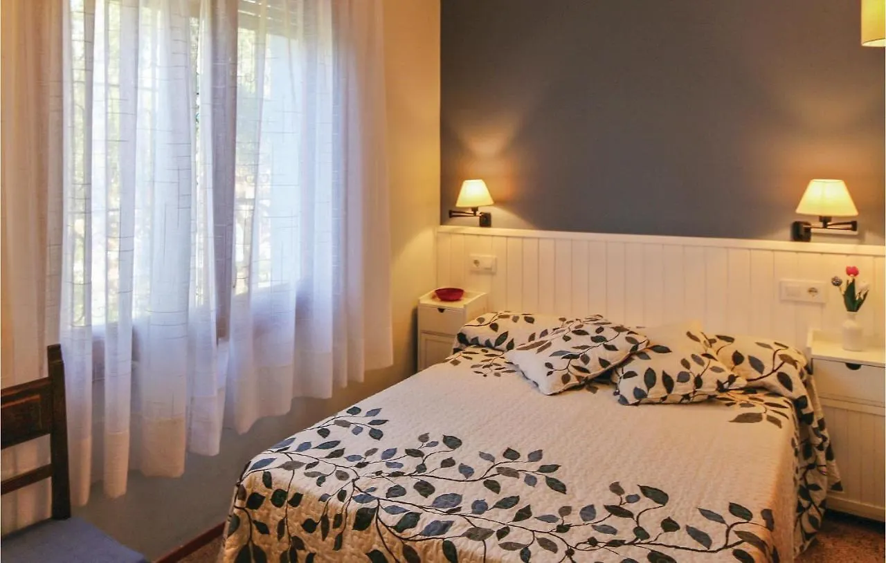 Cozy Home In Calonge With Kitchen Tatil Evi