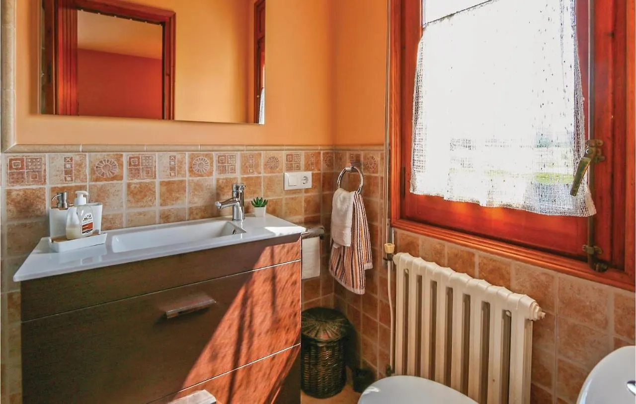 Cozy Home In Calonge With Kitchen İspanya